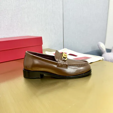 ヴァレンティノ ビジネスシューズ