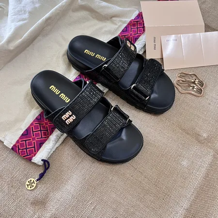 ミュウミュウ スリッパ