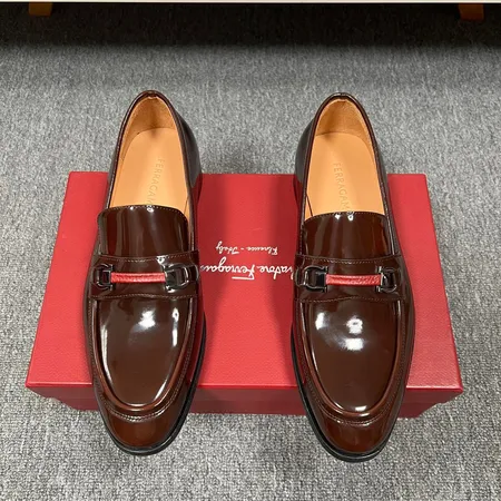 フェラガモ ビジネスシューズ