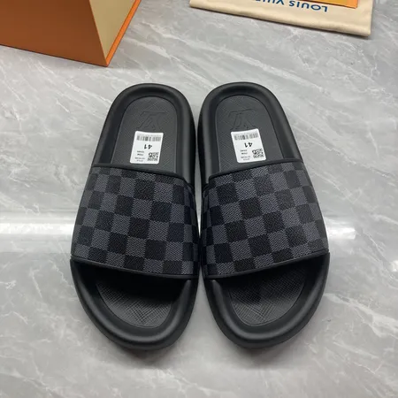 ルイヴィトン スリッパ