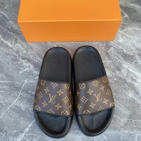 ルイヴィトン スリッパ