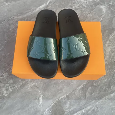 ルイヴィトン スリッパ