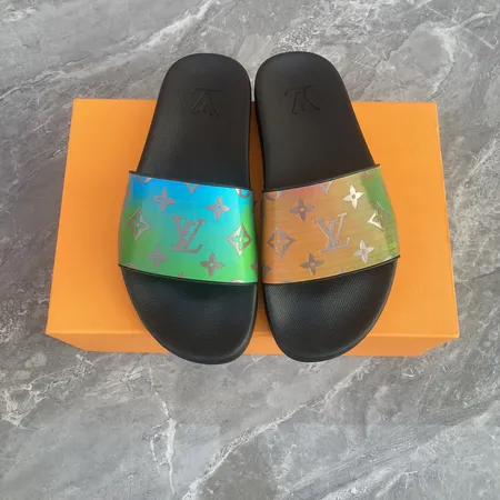 ルイヴィトン スリッパ