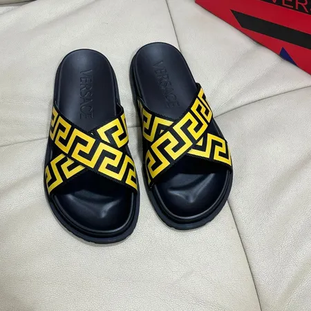 ヴェルサーチ スリッパ