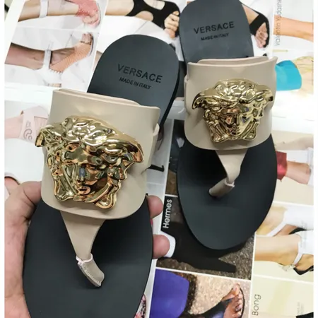 ヴェルサーチ スリッパ