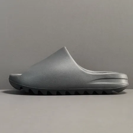 アディダス スリッパ