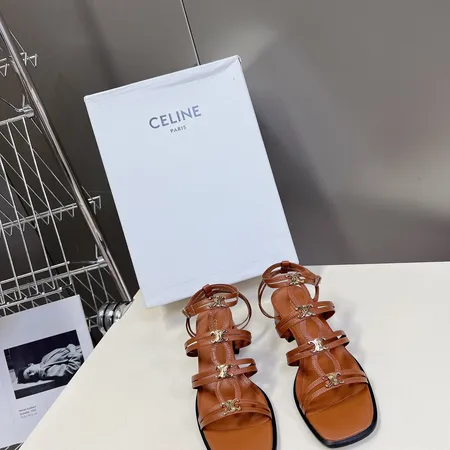 セリーヌ サンダル