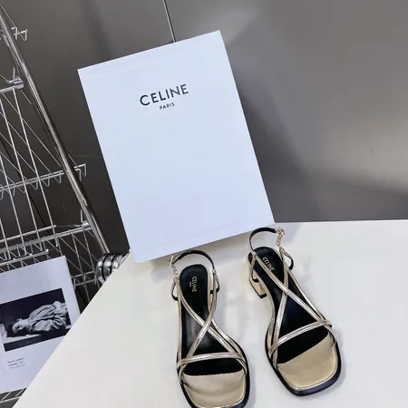 セリーヌ サンダル