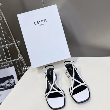 セリーヌ サンダル