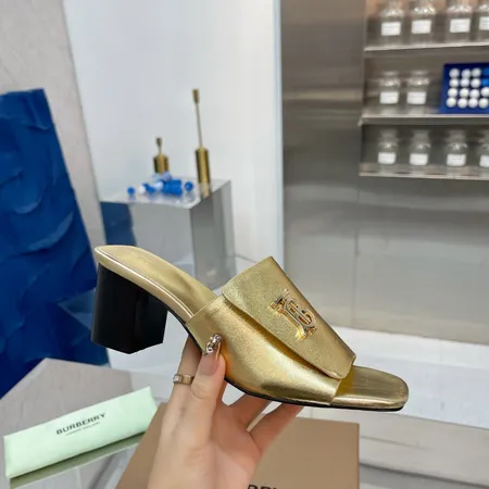 バーバリー ス スリッパ