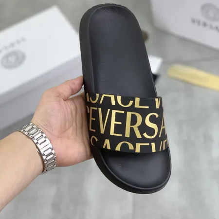 ヴェルサーチ スリッパ