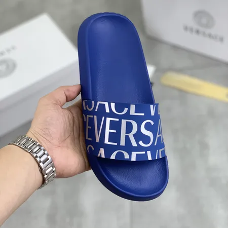 ヴェルサーチ スリッパ