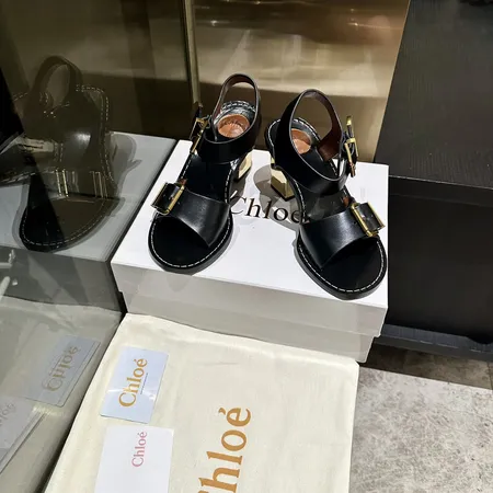 クロエ サンダル