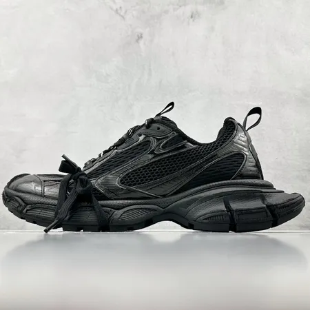 バレンシアガ スニーカー