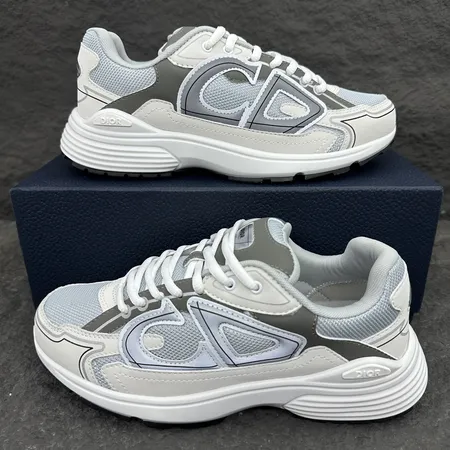 ディオール スニーカー