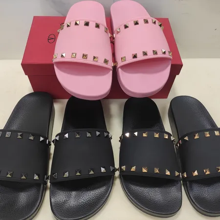 ヴァレンティノ スリッパ