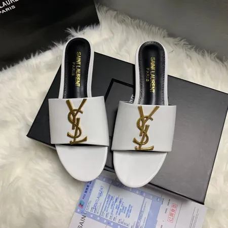 イブサンローラン スリッパ