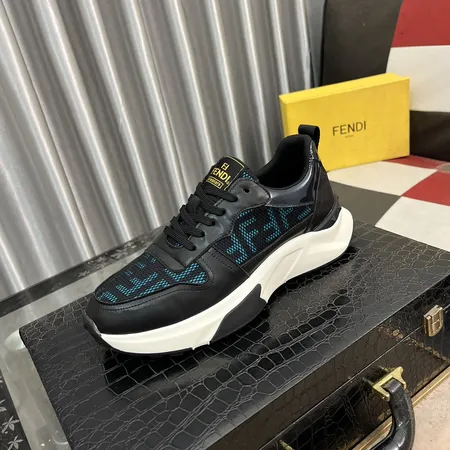 フェンディ スニーカー