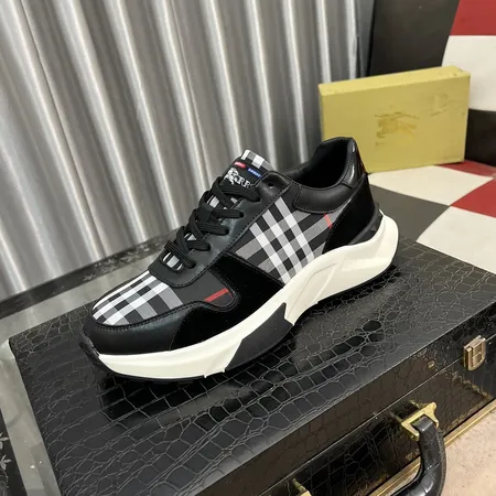 バーバリー ス スニーカー