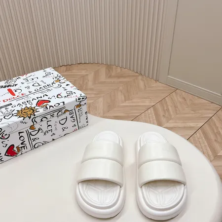 ドルチェ＆ガッバーナ スリッパ