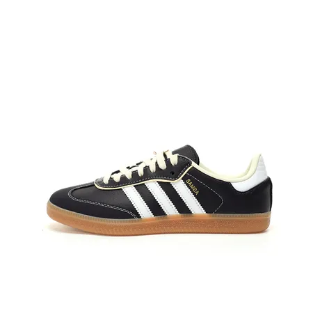 アディダス カジュアルシューズ