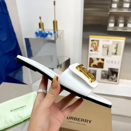 バーバリー ス スリッパ