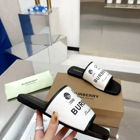 バーバリー ス スリッパ