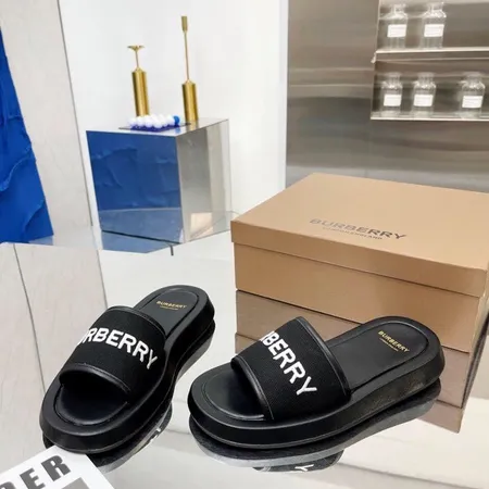 バーバリー ス スリッパ