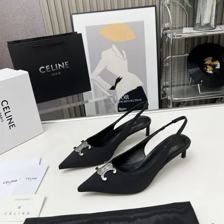 セリーヌ サンダル