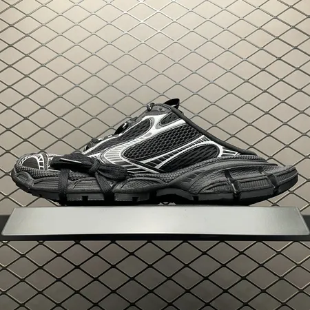 バレンシアガ カジュアルシューズ