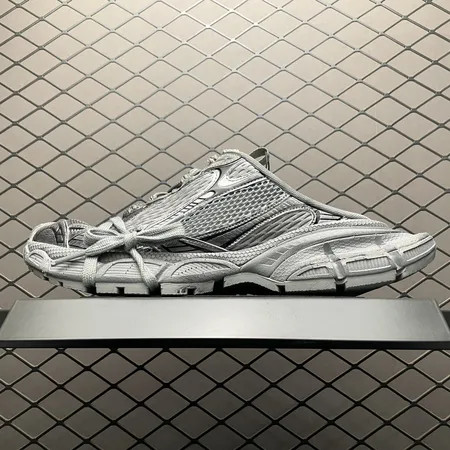 バレンシアガ カジュアルシューズ