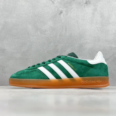 アディダス カジュアルシューズ