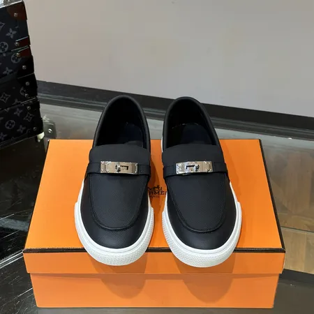 エルメス カジュアルシューズ