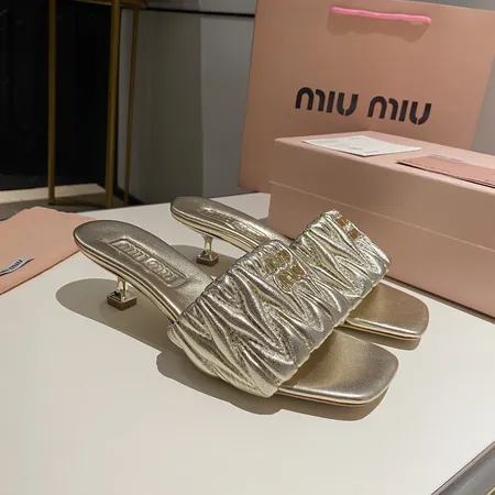 ミュウミュウ サンダル