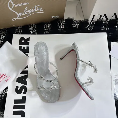 クリスチャン・ルブタン スリッパ