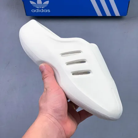 アディダス スリッパ