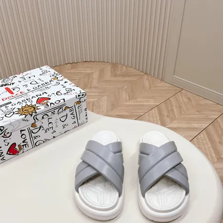 ドルチェ＆ガッバーナ スリッパ