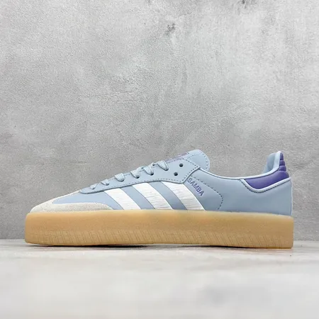 アディダス カジュアルシューズ