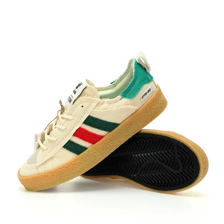 アディダス カジュアルシューズ