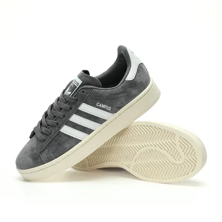 アディダス カジュアルシューズ