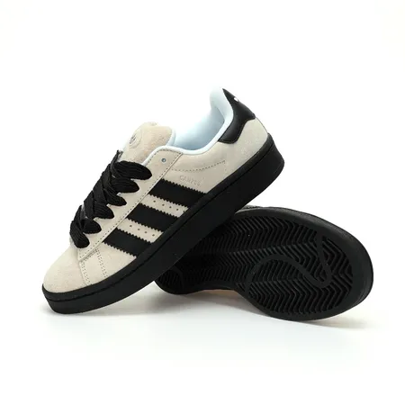アディダス カジュアルシューズ