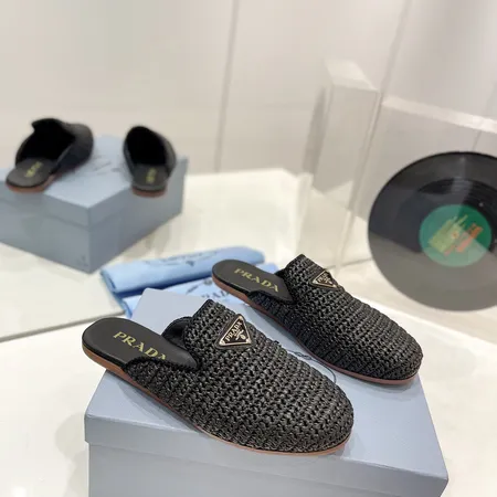プラダ スリッパ