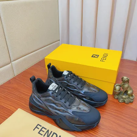 フェンディ スニーカー