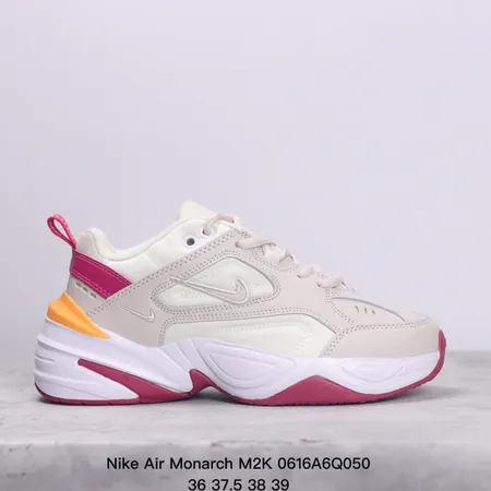 ナイキ スニーカー