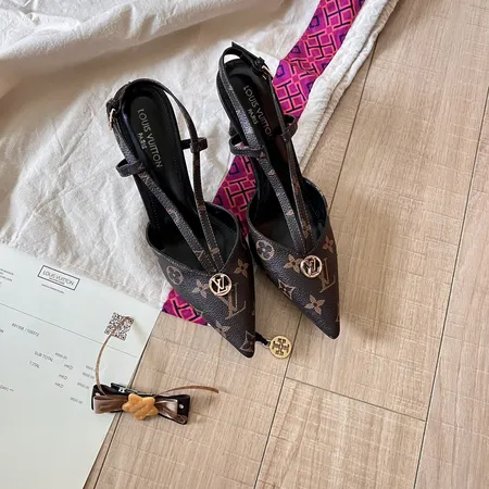 ルイヴィトン サンダル