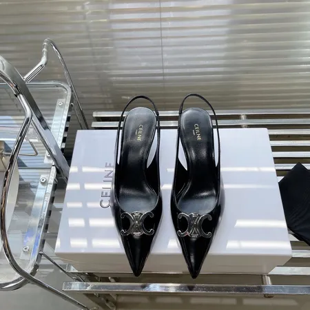 セリーヌ サンダル