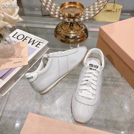 ミュウミュウ スニーカー