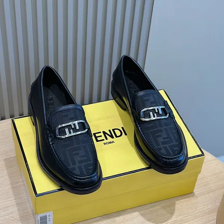 フェンディ ビジネスシューズ