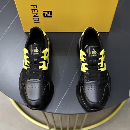 フェンディ スニーカー