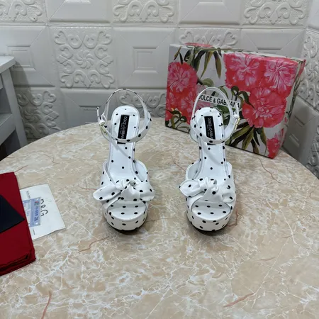 ドルチェ＆ガッバーナ サンダル